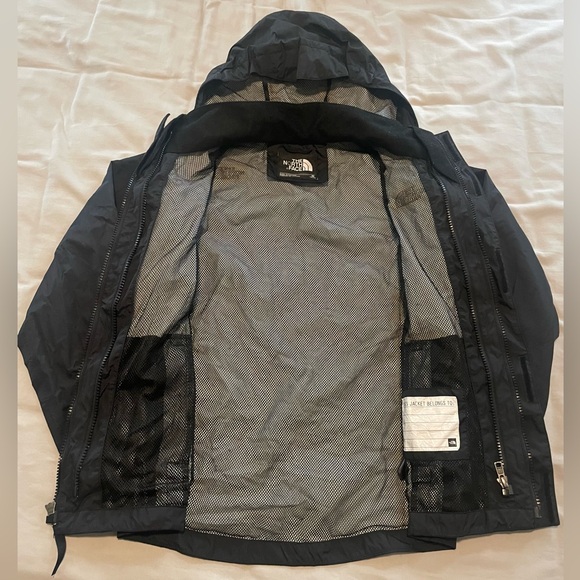 The North Face Kids Black Raincoat Windbreaker HyVent Size M (10/12) - Picture 5 of 9